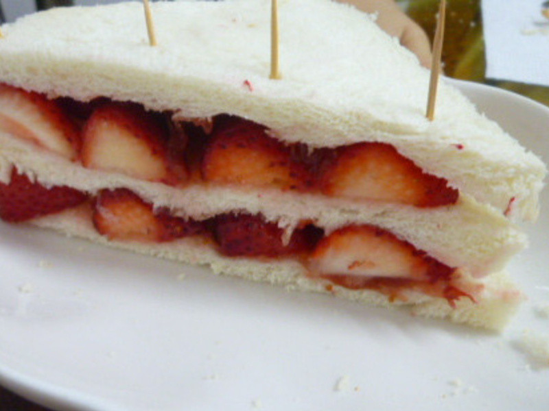 Strawberry Sandwich