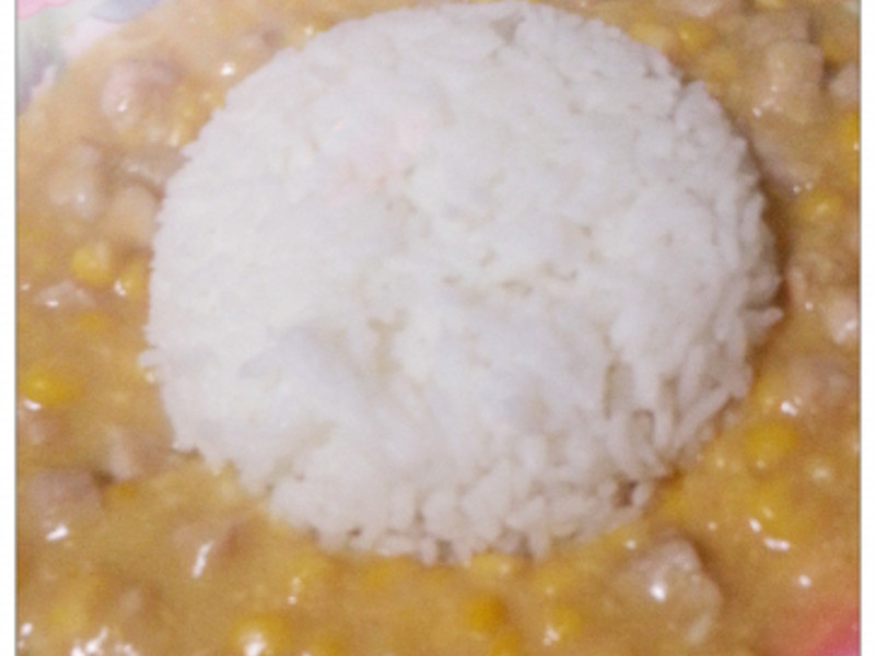 黄金玉米肉丁烩饭
