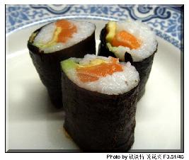 鳗鱼三文鱼寿司卷