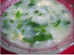 芹菜虾皮疙瘩汤