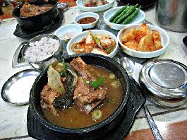 韩式排骨汤