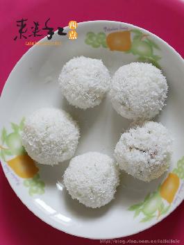 椰蓉米饭团