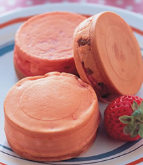 草莓车轮饼