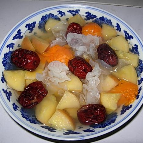 银耳什锦水果汤