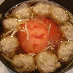 番茄豆芽肉丸汤
