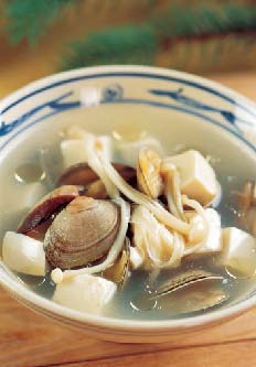 金菇鲜蛤汤