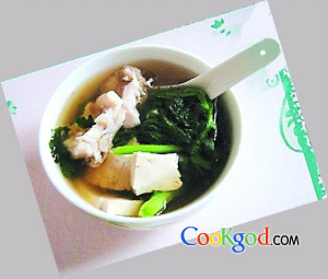 筒蒿鱼腩豆腐汤