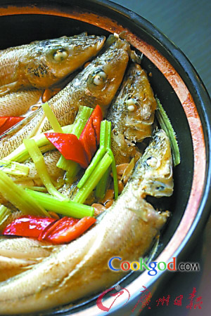 香芹豆酱焗沙鳅鱼