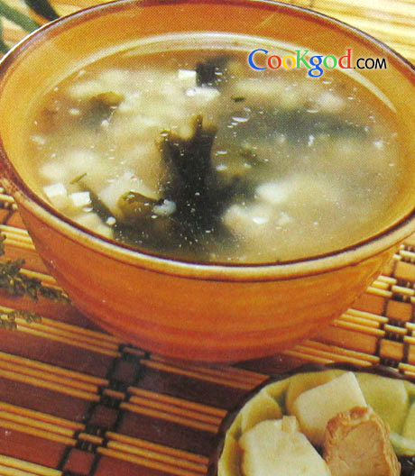 荸荠豆腐紫菜汤