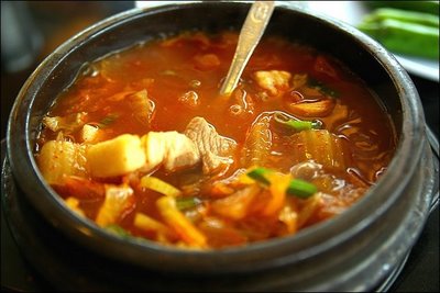 韩式石锅泡菜汤