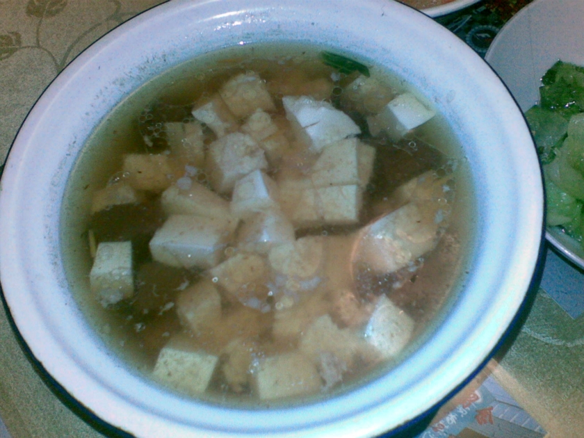 猪血豆腐汤