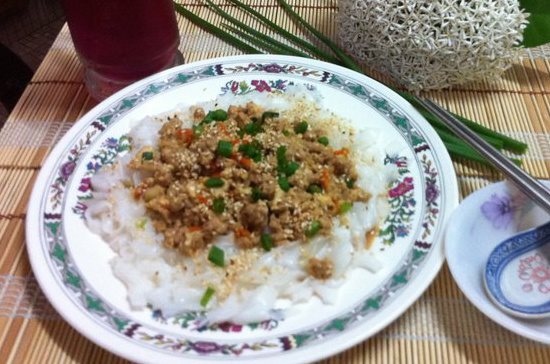 芝麻豆腐肉碎熘粿条