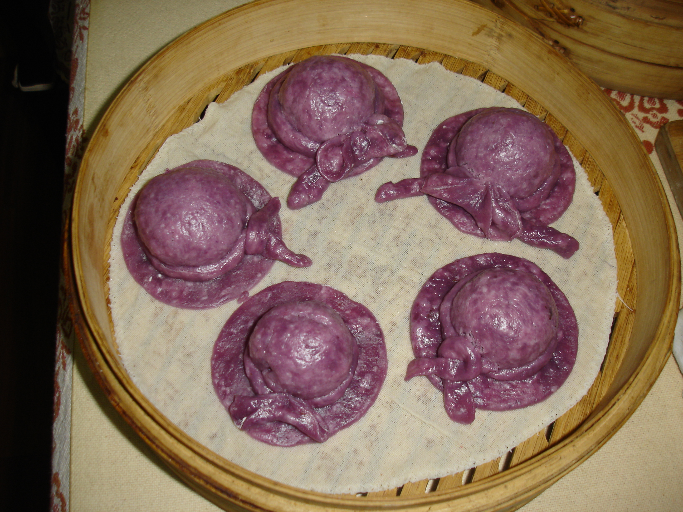 紫薯草帽馒头