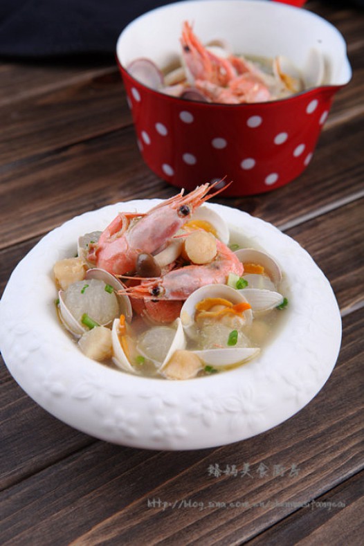 北极虾蛤蜊冬瓜汤