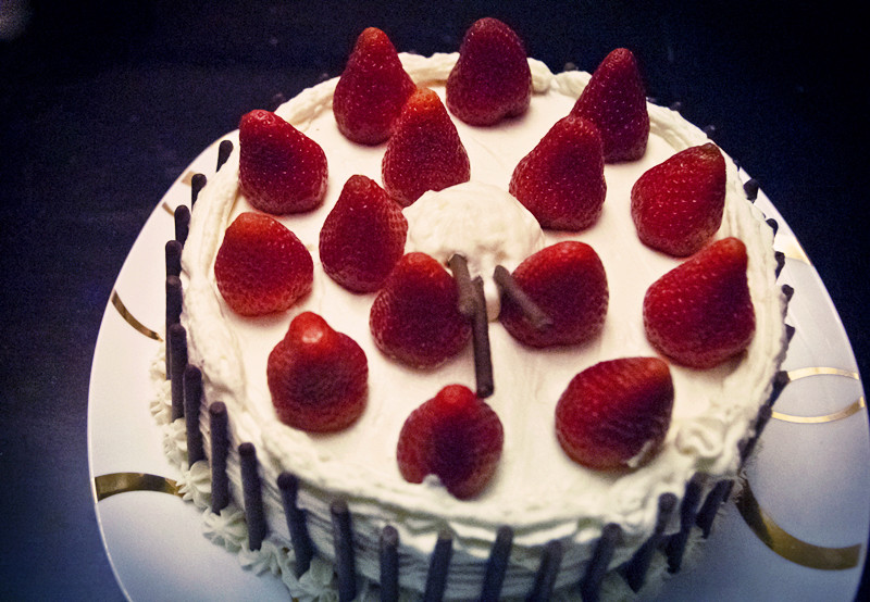 草莓巧克力戚风蛋糕