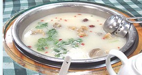 椰肉虾仁猪骨汤