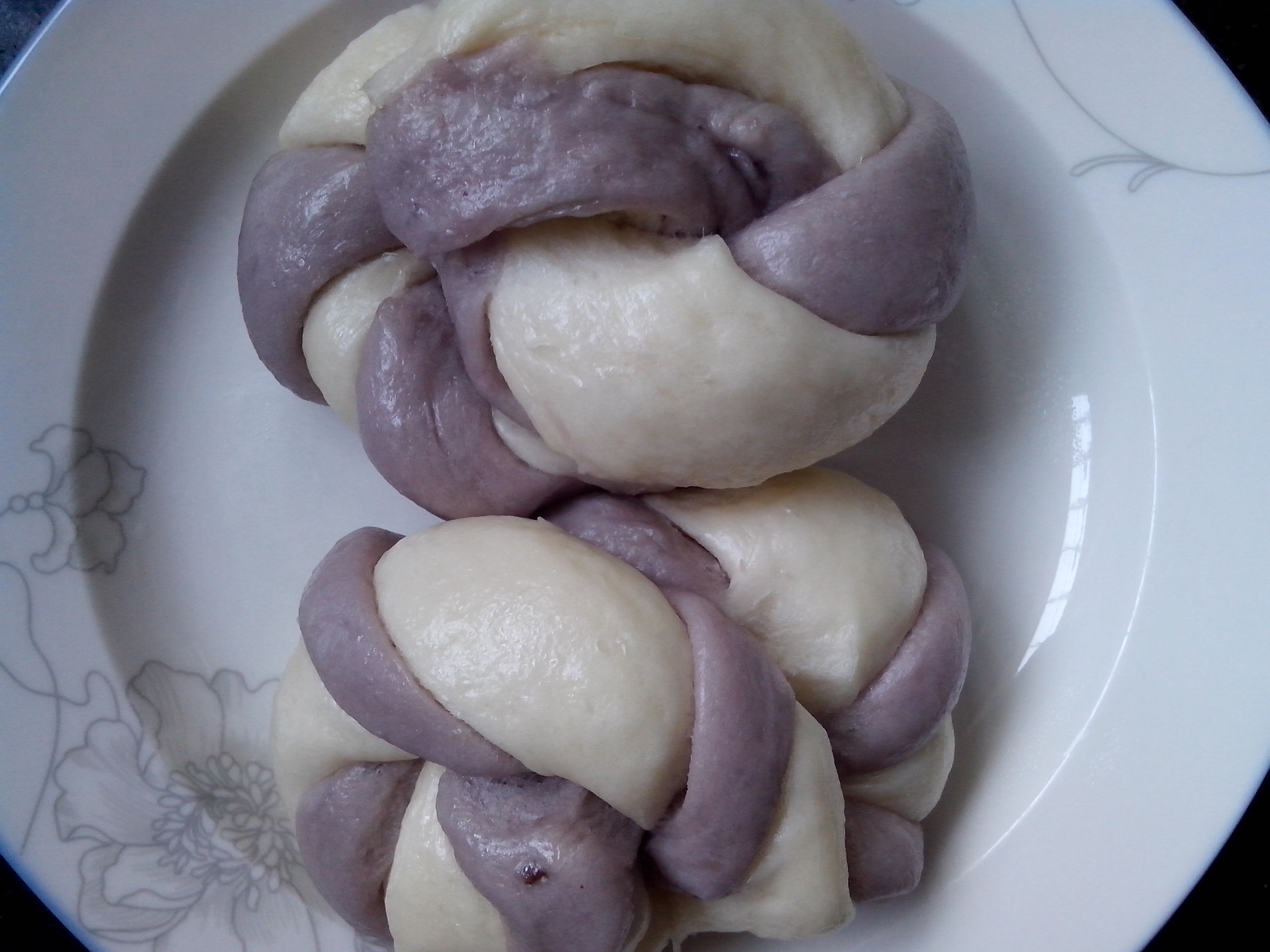 双色紫薯花卷