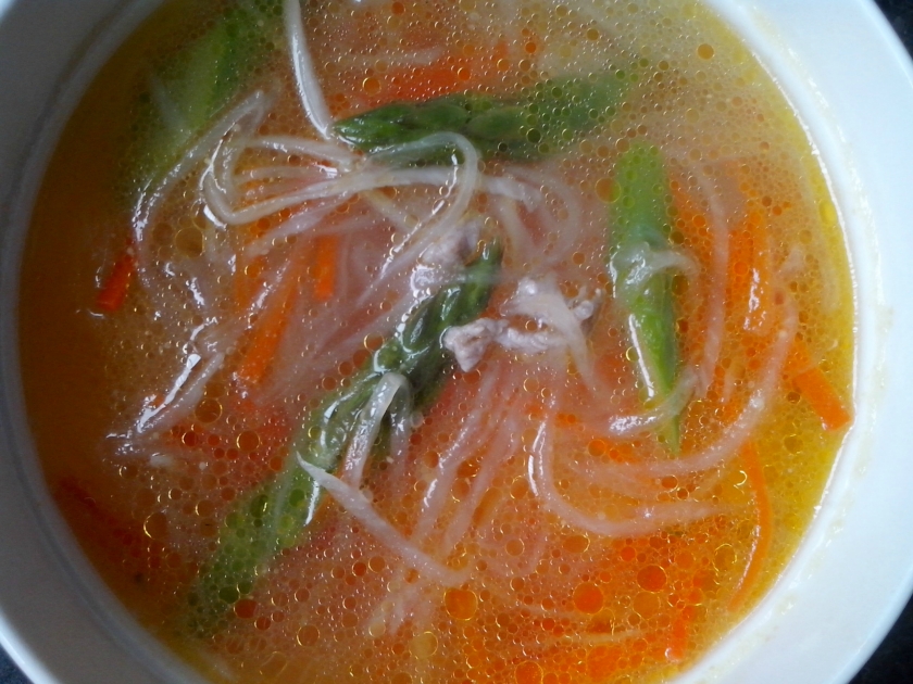 芦笋萝卜丝汤