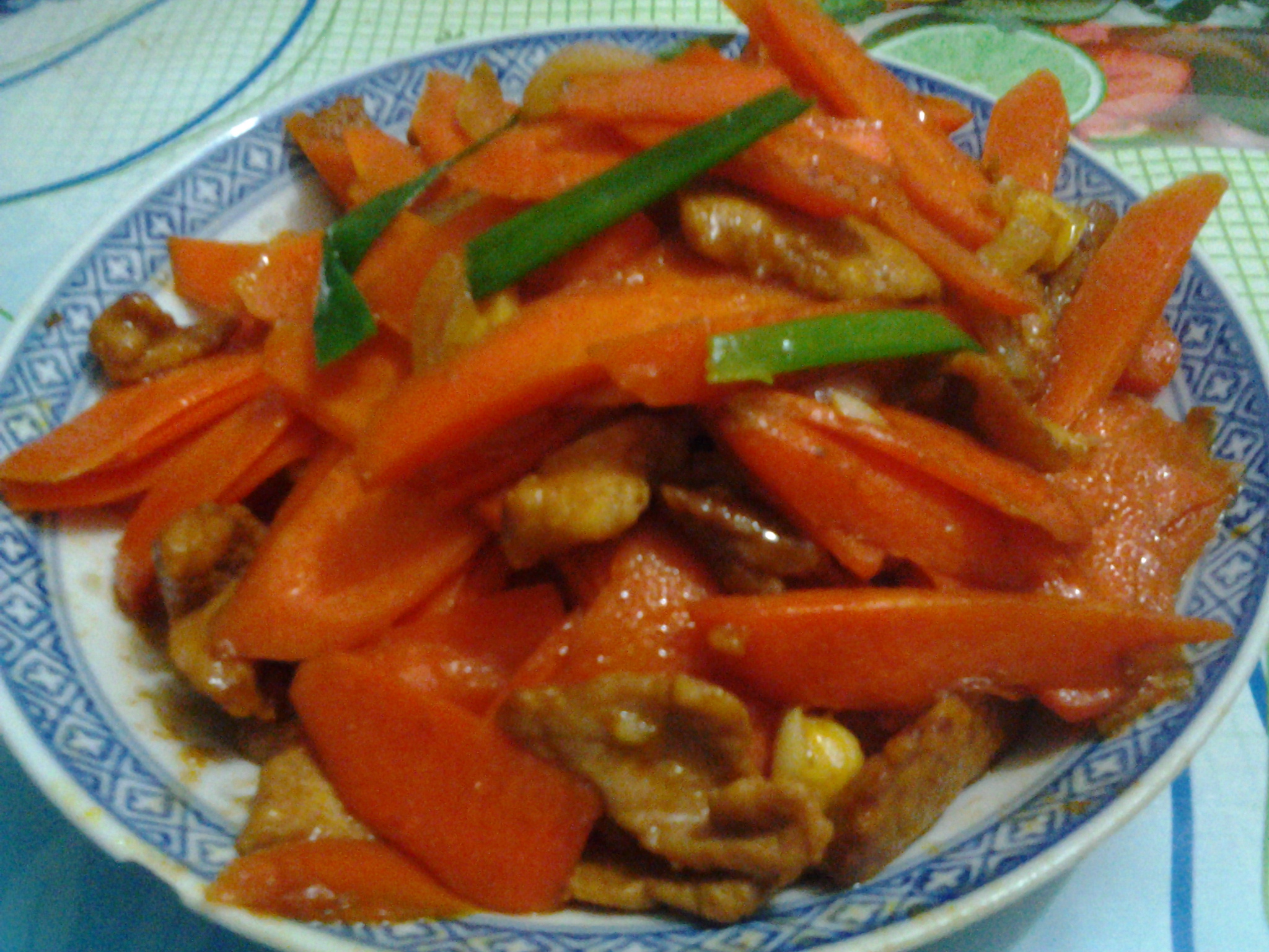 素炒胡萝卜丝怎么做_素炒胡萝卜丝的做法_张平营养师_豆果美食