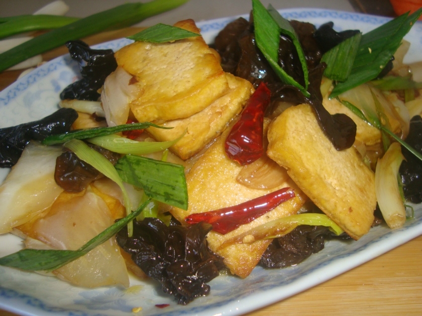 木耳豆腐炒白菜