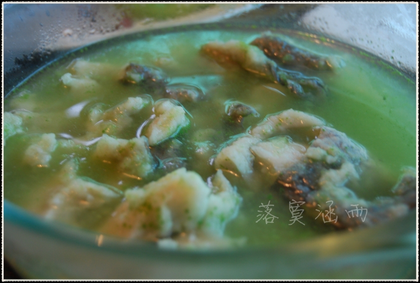 芹菜汁鱼滑汤