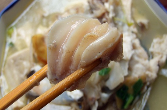 鲢鱼头豆腐汤