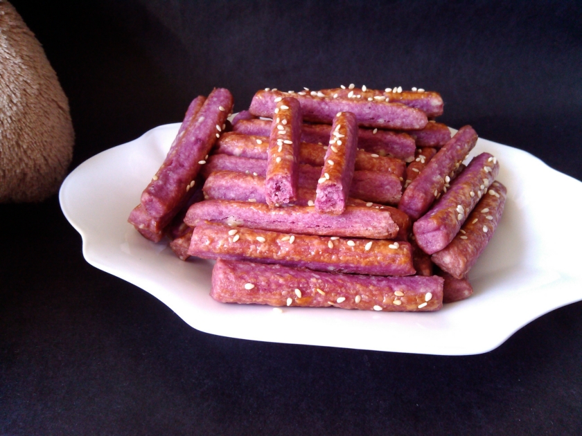 芝麻紫薯饼干棒--零食