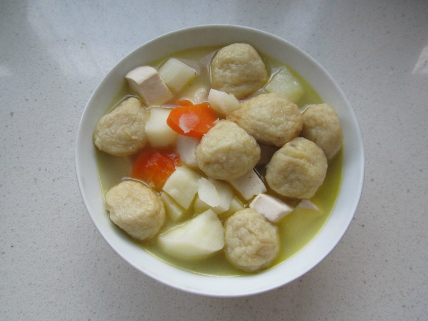山药豆腐鱼丸汤
