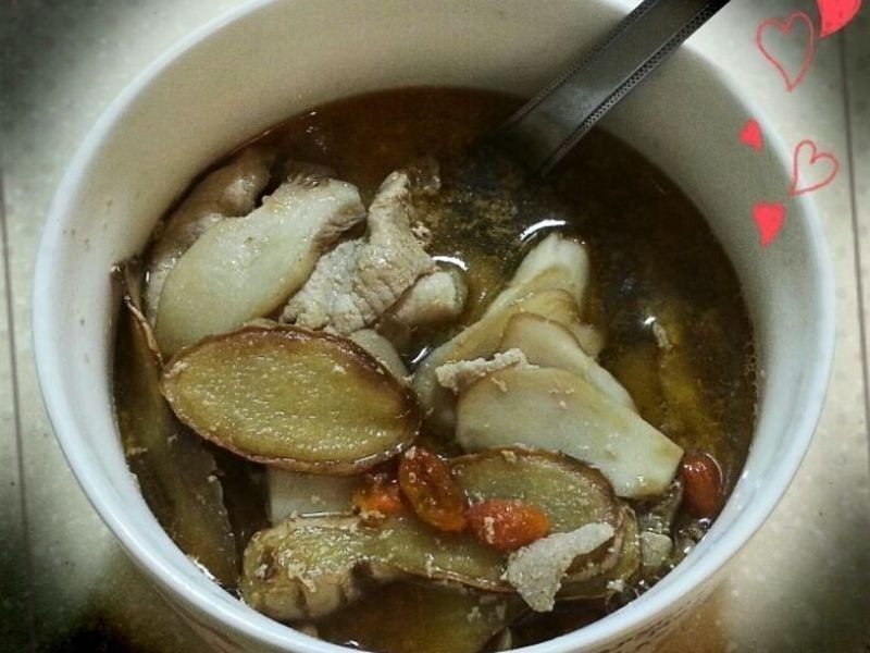 麻油杏鲍菇猪肉汤