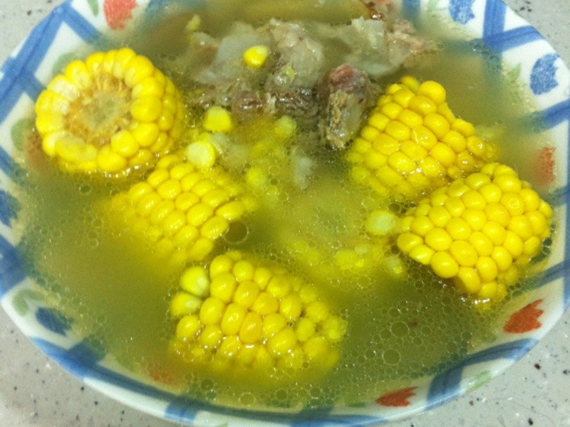 玉米排骨浓汤