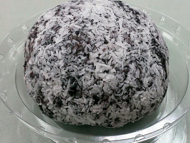 红豆紫米椰丝糕