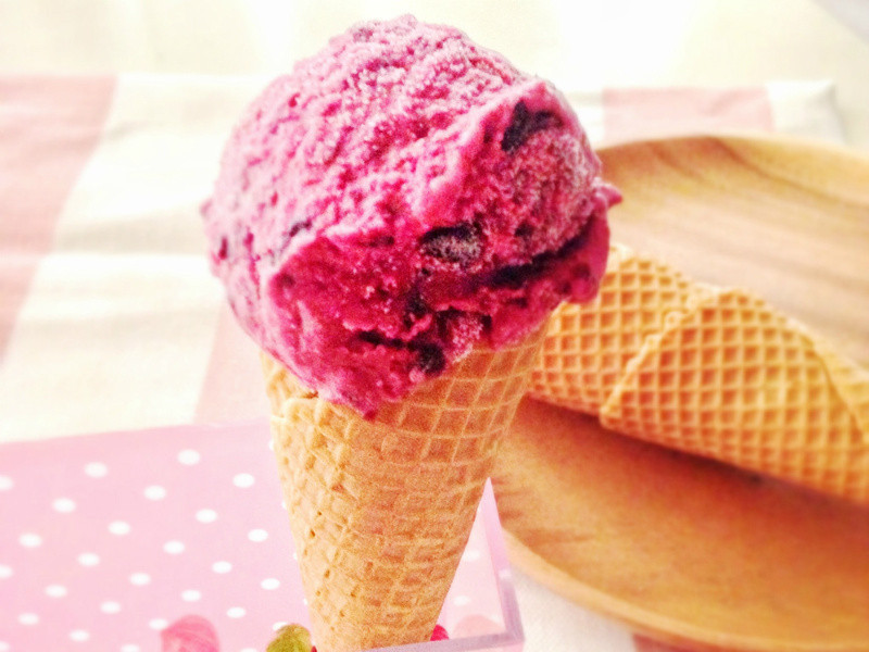 野莓冰淇淋 