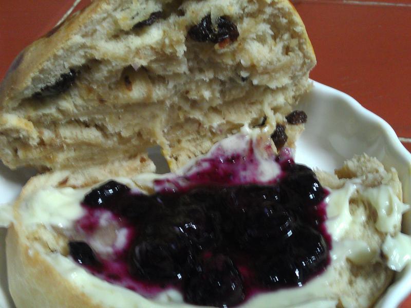 [气炸锅料理]坚果葡萄干蓝莓面包