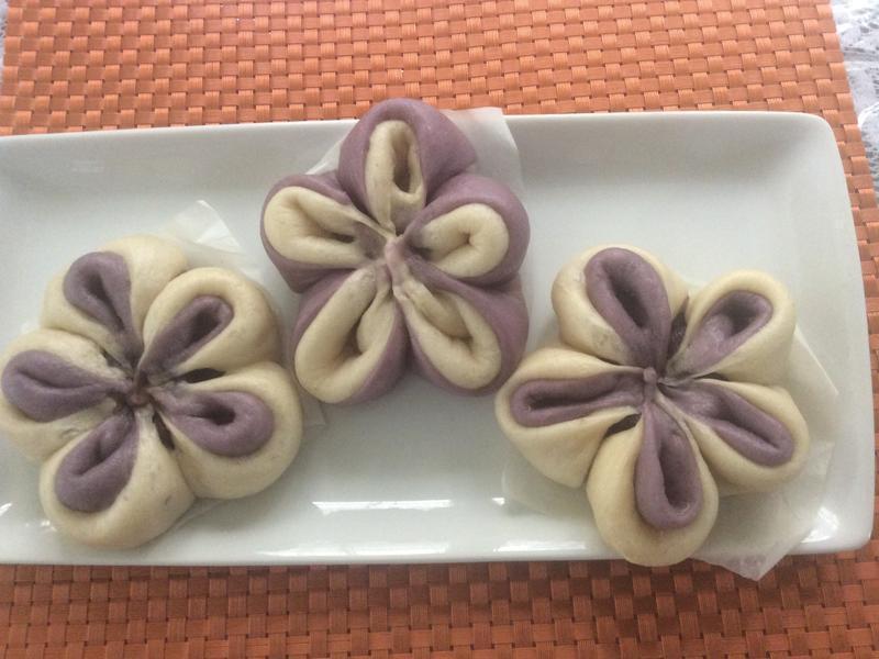 花式面食之一：紫薯梅花包