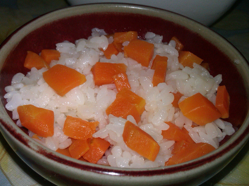 红萝卜丁米饭