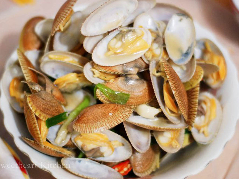 辣酒炒花甲 SPICY CLAM IN CHINESE WINE SAUCE