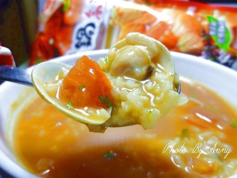蕃茄蛤蜊砂锅粥 [可果美蕃茄锅高汤]