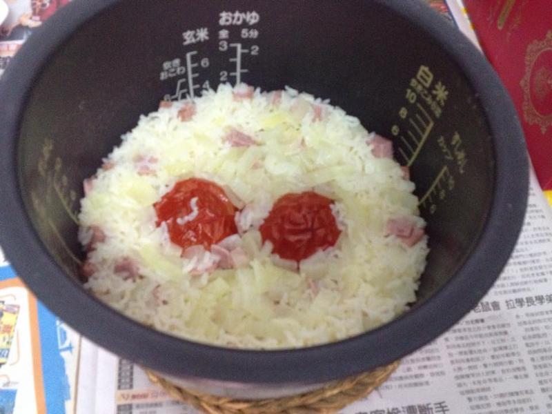 ♥奶油火腿蕃茄饭♥【电锅出好菜】