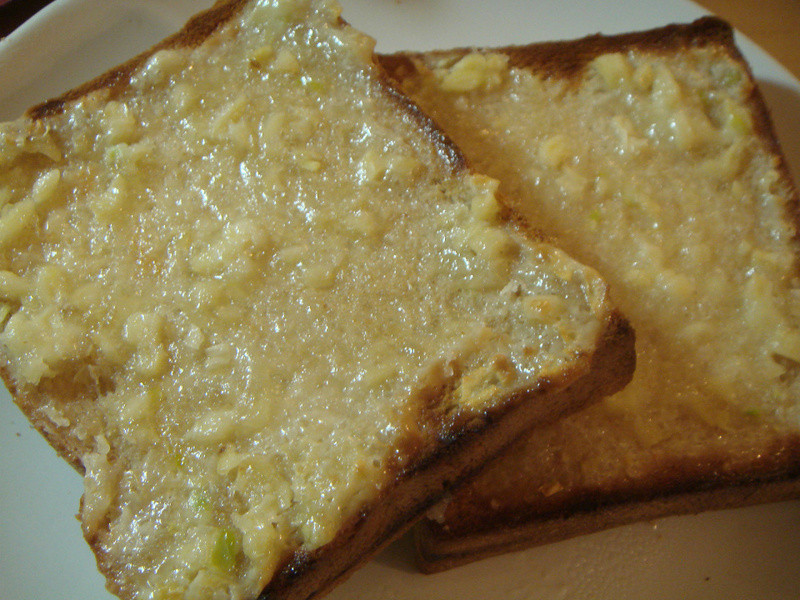 『Take a bread！创意三明治、面包早餐』大蒜厚片土司