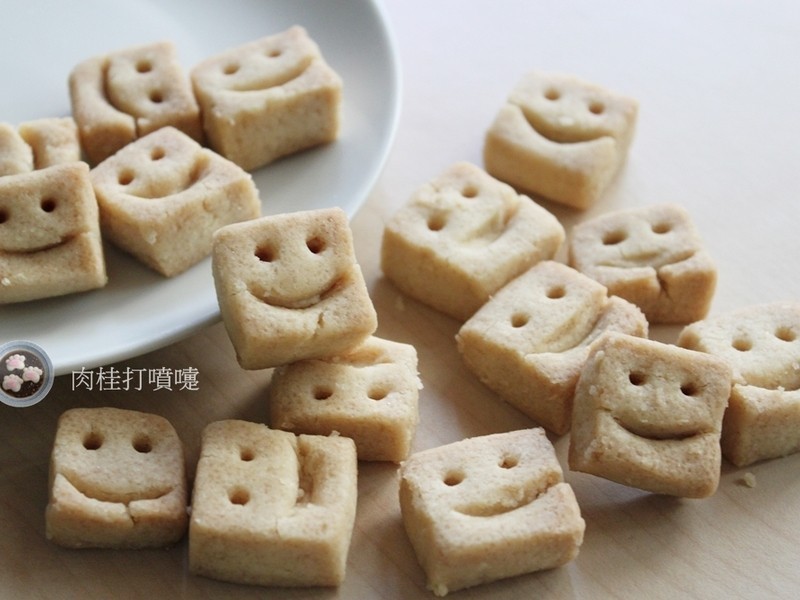 【肉桂打喷嚏】微笑方块饼干