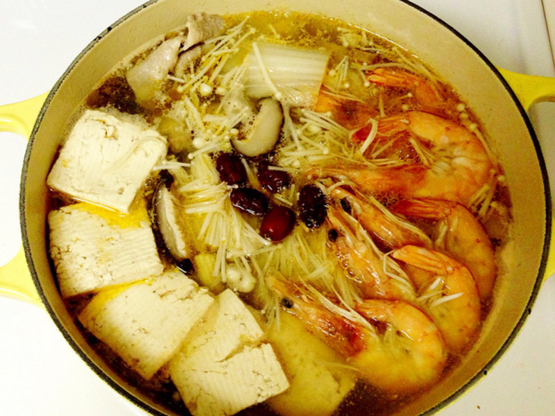 [锅物] 麻油虾药膳汤