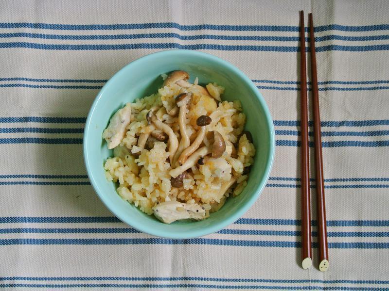 【外宿料理】野菇鸡肉炊饭