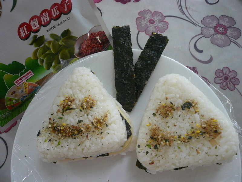 起司三角海苔饭团─「元本山海苔」