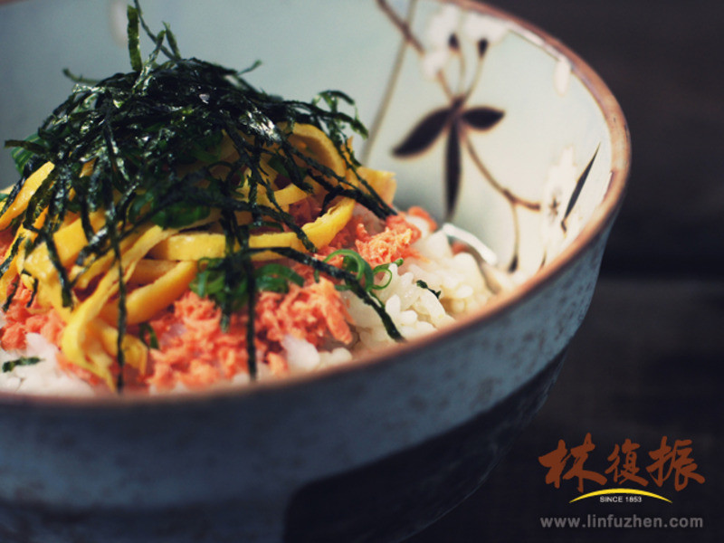蛋丝鲑鱼お茶渍け(茶泡饭)-两人小餐桌