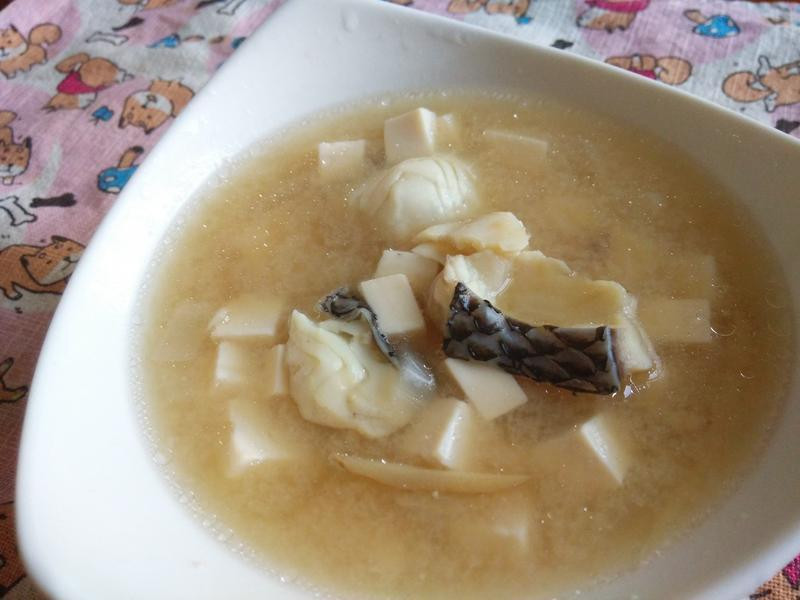 焖烧锅料理─鲜鱼豆腐味噌汤