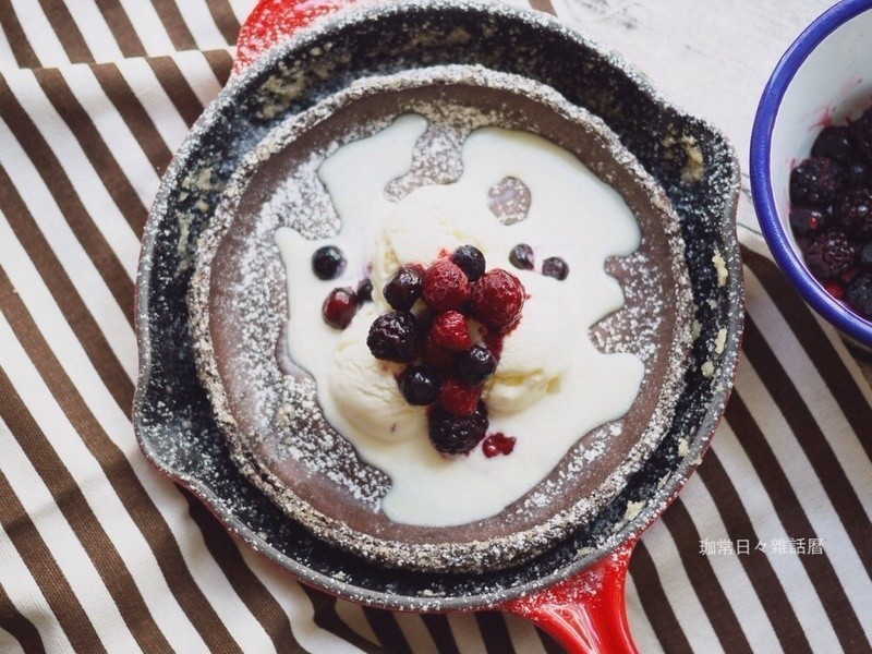 Chocolate Dutch Baby