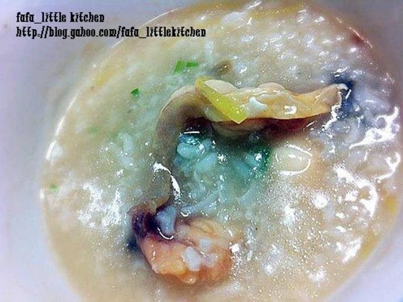 {芙芙little kitchen} 鱼片皮蛋粥