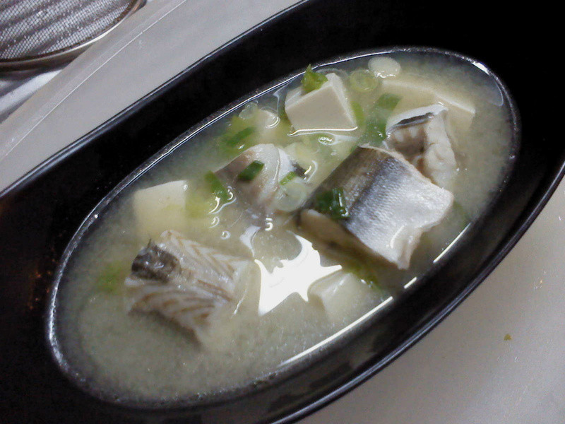 味噌豆腐鲜鱼汤