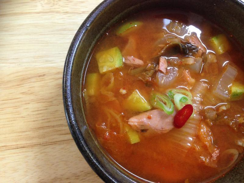 韩式鲔鱼泡菜汤참치김치찌개