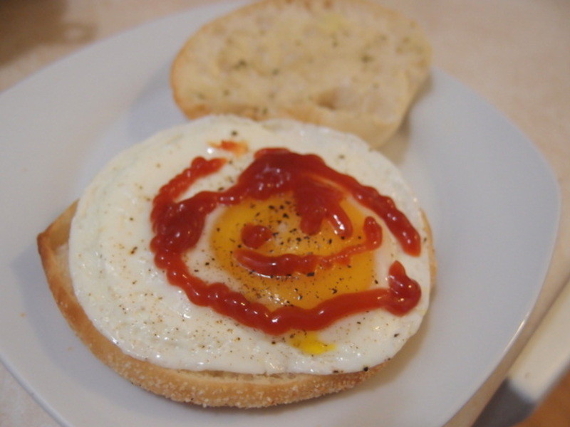 【Take a bread！创意三明治、面包早餐】~懒人料理之三分钟搞定玛芬三明治